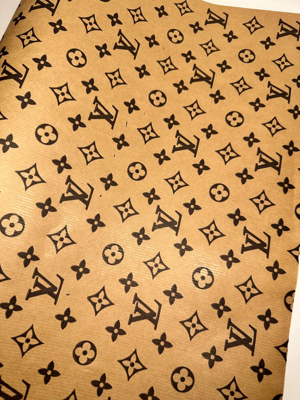 Крафт папір «Louis Vuitton» 70 см × 7 м