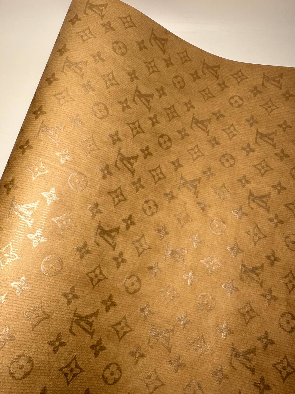 Крафт папір «Louis Vuitton» 70 см × 7 м
