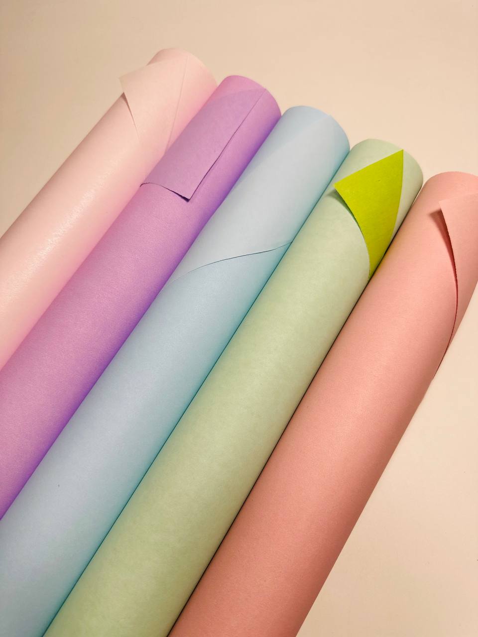 Папір «Однотонний Multicolor» на білому